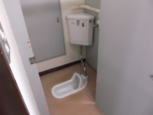 新宿区　Sビル　トイレ改修前